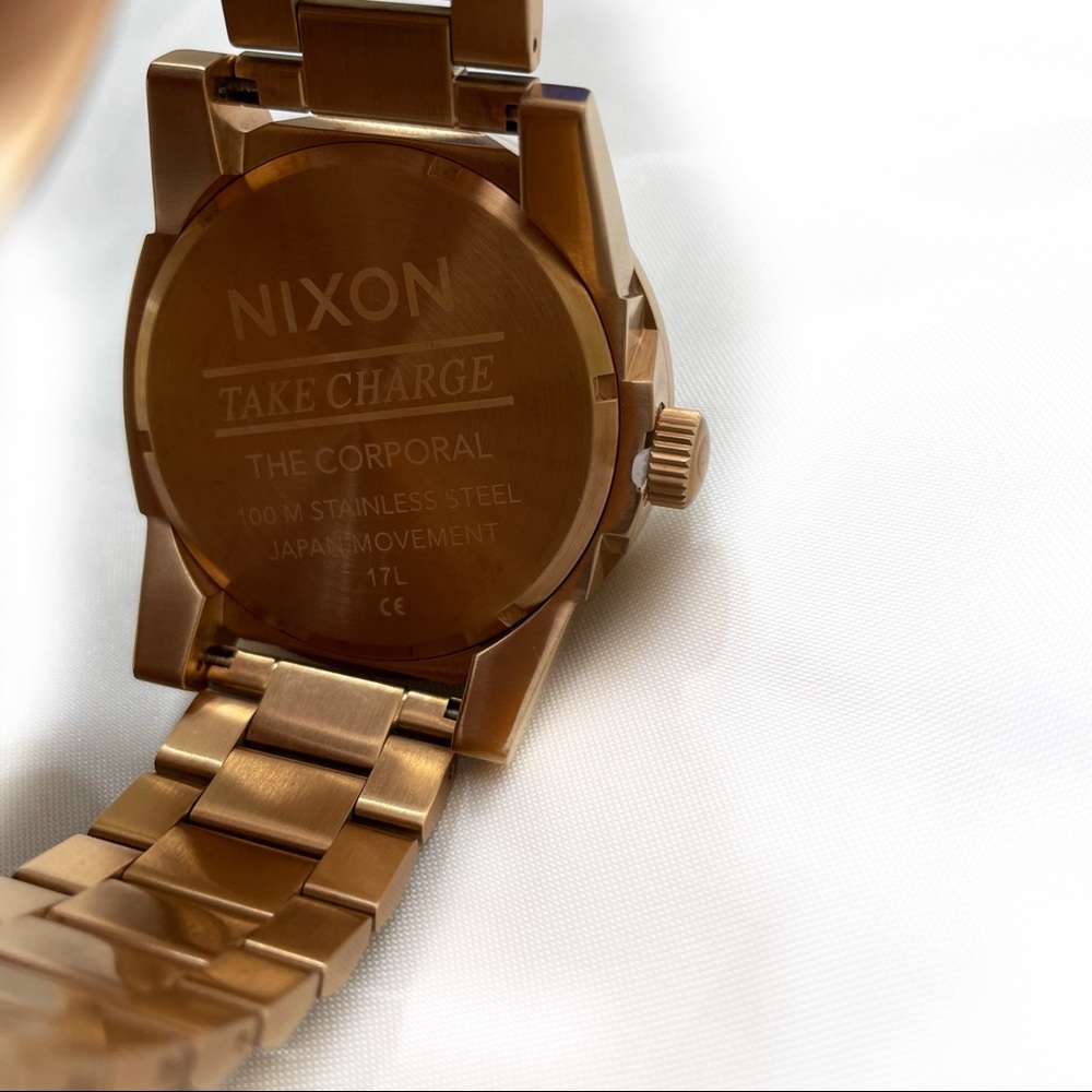 NIXON THE CORPORAL STAINLESS STEEL WATCH - Picture 9 of 10